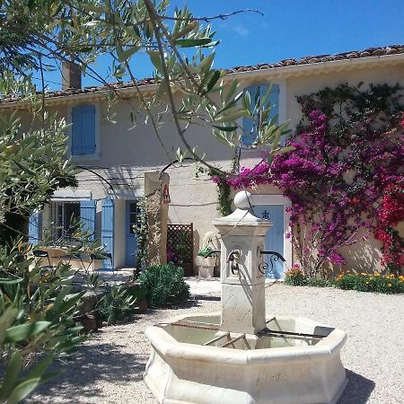 Mas Des Bougainvillees Sernhac Εξωτερικό φωτογραφία